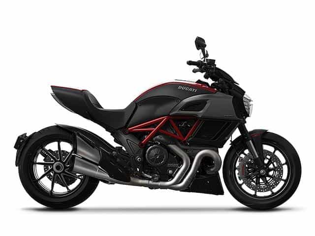2015 Ducati Diavel Carbon Sportbike Grand Rapids MI