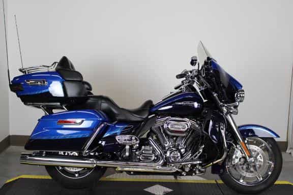 2014 Harley-Davidson FLHTKSE - CVO Limited Touring Meridian ID