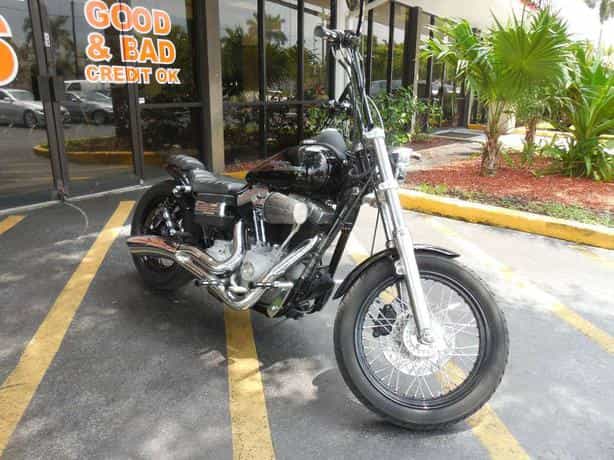 2009 Harley-Davidson Dyna Street Bob Cruiser Plantation FL