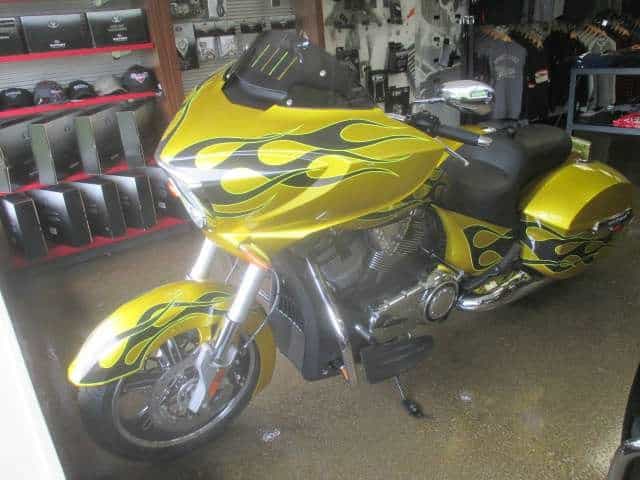 2014 Victory Cross Country Tequila Gold with Flames Touring Livonia MI