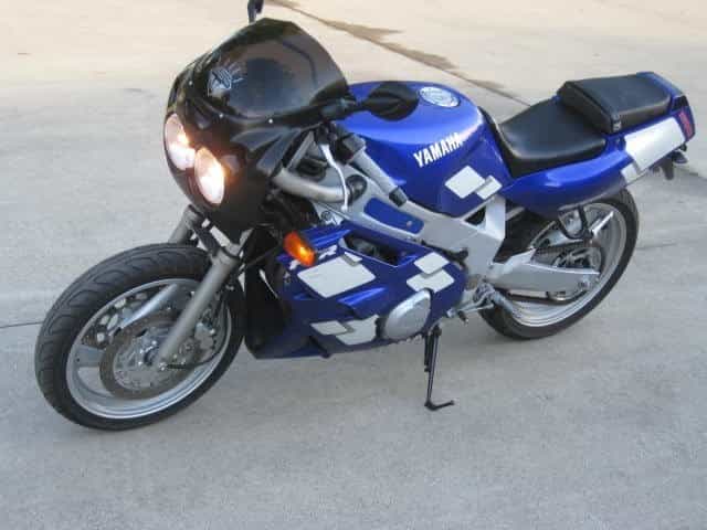 1997 Yamaha FZR600 FZR 600 Sportbike Cincinnati / Bethel OH