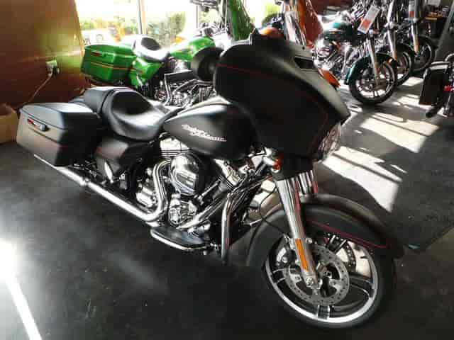 2015 Harley-Davidson FLHXS - Street Glide Special Touring East Hartford CT