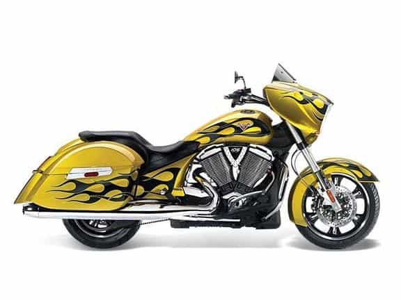 2014 Victory Cross Country Tequila Gold with Flames Touring Shawnee KS