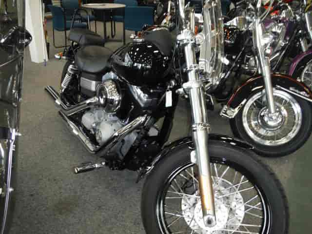 2009 Harley-Davidson FXDBI - DYNA STREET BOB Cruiser White Bear Lake MN
