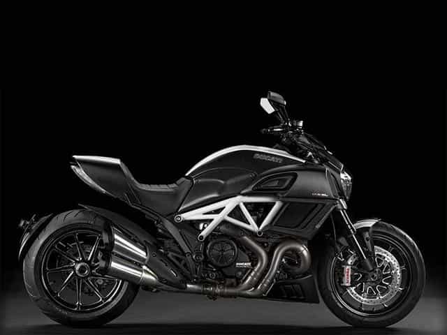 2015 Ducati Diavel Carbon Standard Houston TX