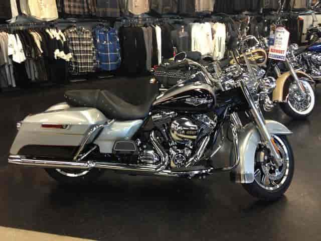 2015 Harley-Davidson FLHR - Road King Touring Chadds Ford PA