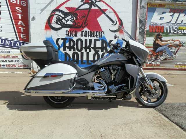2015 Victory Cross Country Tour Two-Tone White Pearl Touring Dallas TX