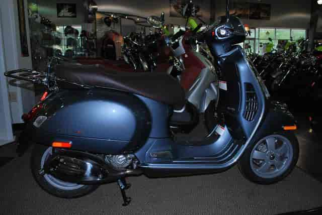 2014 Vespa GTS300 i.e. Scooter Fredericksburg VA