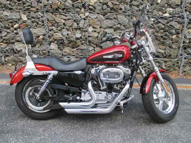 2013 Harley-Davidson XL1200C - Sportster 1200 Custom Standard Media PA