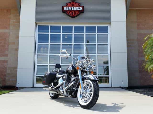 2015 Harley-Davidson FLSTNSE - CVO Softail Deluxe Cruiser Palm Bay FL