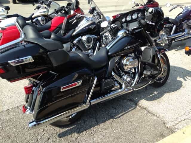 2014 Harley-Davidson FLHTK - Electra Glide Ultra Limited Touring Blue Springs MO
