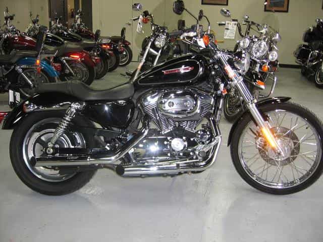 2010 Harley-Davidson XL1200C - Sportster 1200 Custom Sportbike New Berlin WI