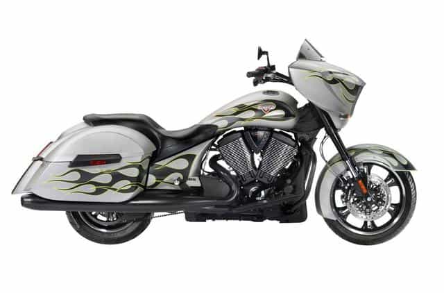 2014 Victory Cross Country - Suede Silver with Flames Touring Chickasha OK
