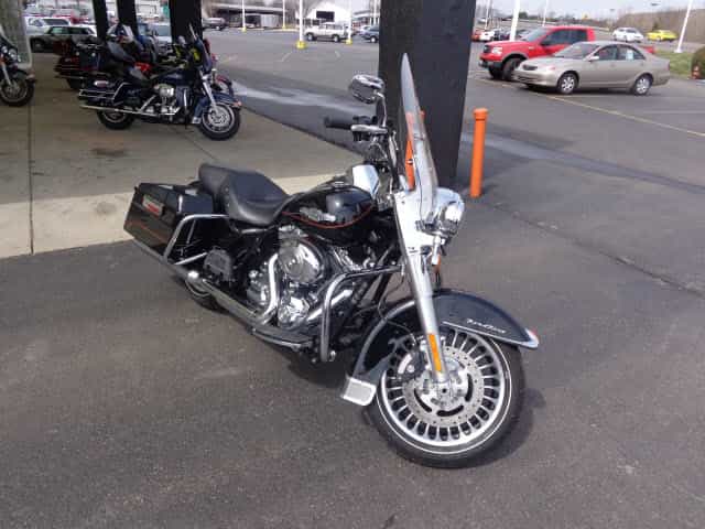 2011 Harley-Davidson FLHRC Road King Cruiser Miamisburg OH