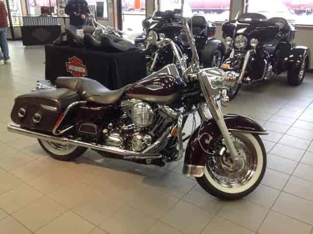 2007 Harley-Davidson FLHRC - Road King Classic Touring Sioux City IA