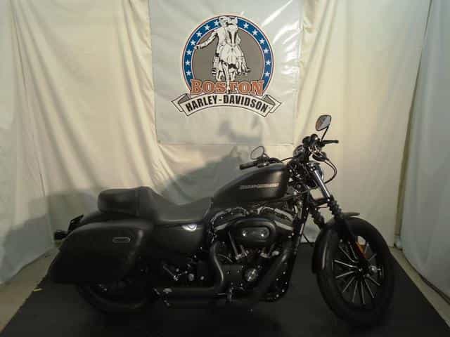 2010 Harley-Davidson XL883N - Sportster Iron 883 Sportbike Everett MA