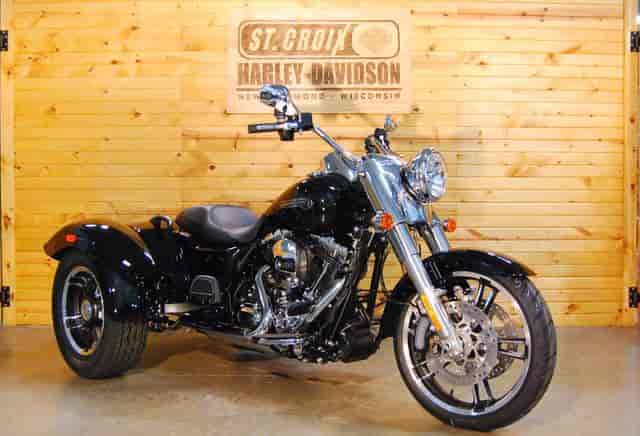2015 Harley-Davidson FLRT - Freewheeler Trike New Richmond WI