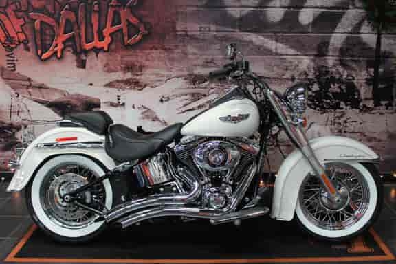 2014 Harley-Davidson FLSTN - Softail Deluxe Cruiser Allen TX