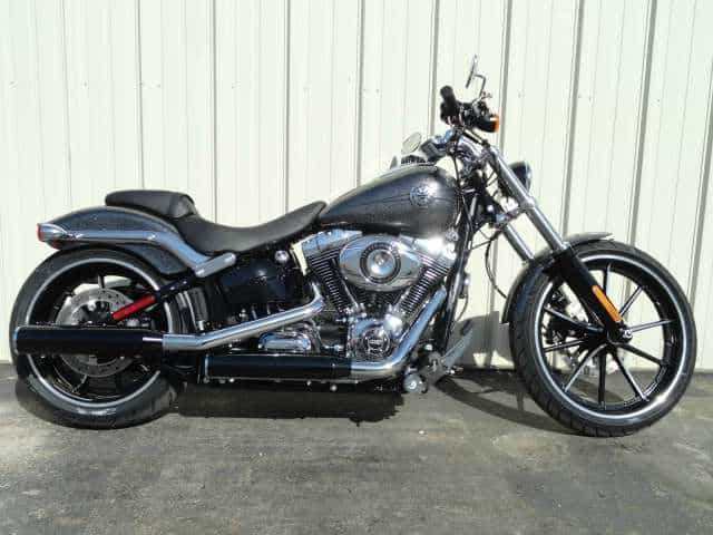 2014 Harley-Davidson Breakout Cruiser Pacific Junction IA