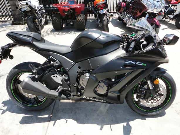 2015 Kawasaki Ninja ZX™-10R 30th Anniversary Sportbike Hollywood CA