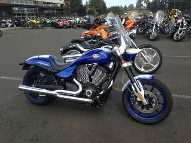 2011 Victory Hammer S Cruiser Sublimity OR