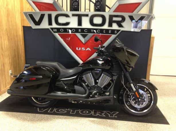 2014 Victory Cross Country 8-Ball Touring Elkhorn WI