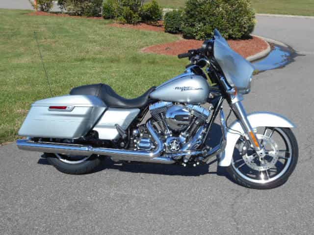 2015 Harley-Davidson FLHXS - Street Glide Special Touring Prince George VA